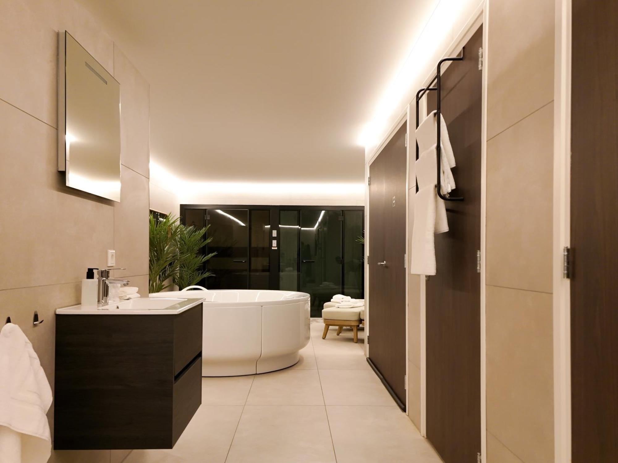 Hike & Bike Hotel Noordwolde  Εξωτερικό φωτογραφία